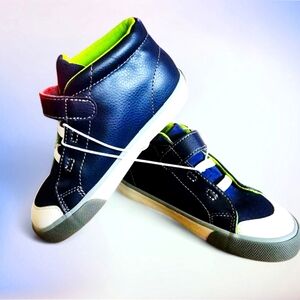 See Kai Run Basics Belmont Sneakers